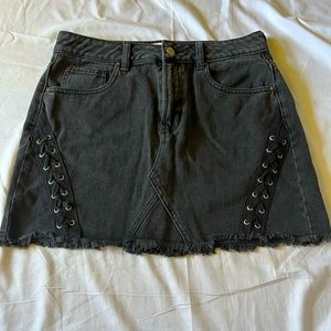 Black Pacsun skirt